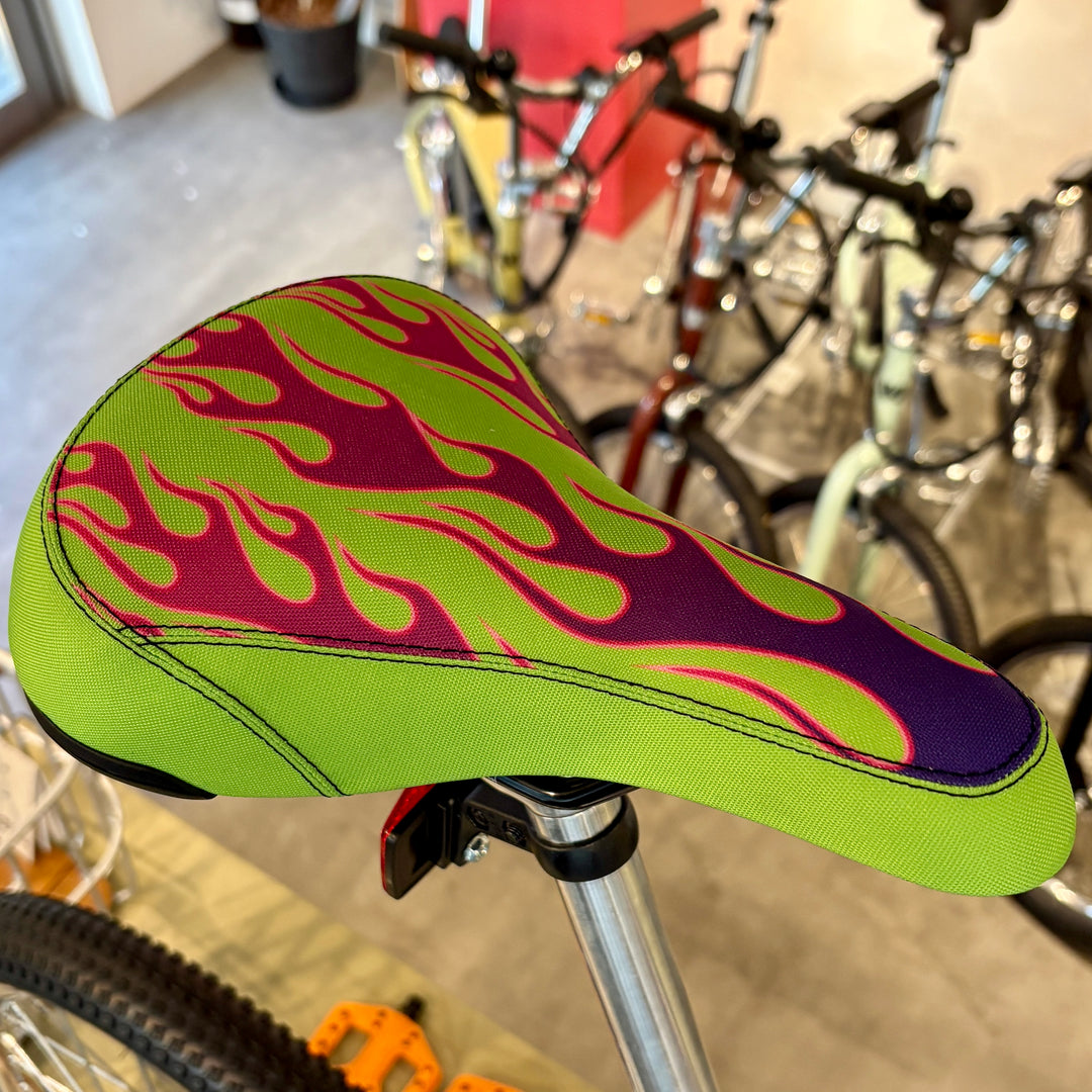 SUNDAY LAVA FLAMES RAILE SADDLE