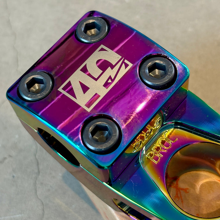 ODYSSEY BROC V2 STEM OIL SLICK