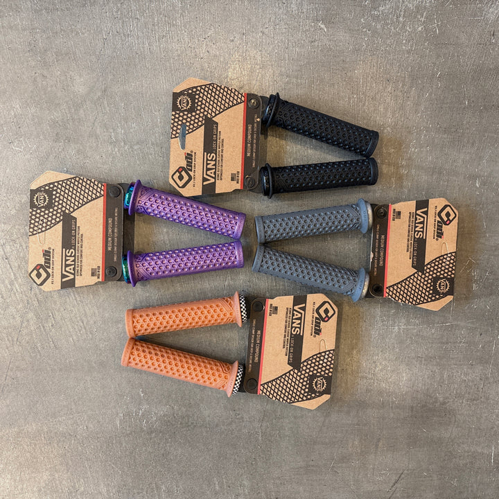 ODI × VANS ロックオングリップ  GRAPHITE