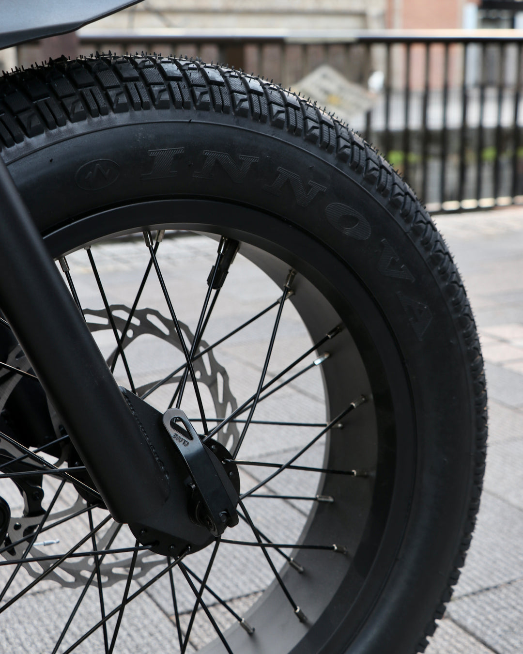 wonkey用 16inch ×4.0 INNOVAタイヤ